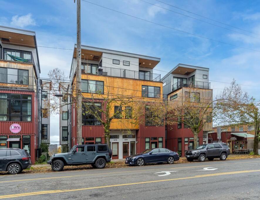 West Seattle'S Modern Townhome Экстерьер фото